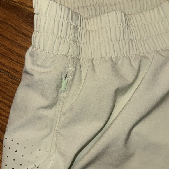 Athleta Womens Hustle 3” Short size SP NWOT - Picture 7 of 10